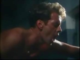 Tarzan 2. retró porn�