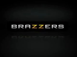 Brazzers - ona je gonna vystrekovanie - rozrazil rodriguez a johnny hriechy - ja nenávidieť johnny hriechy