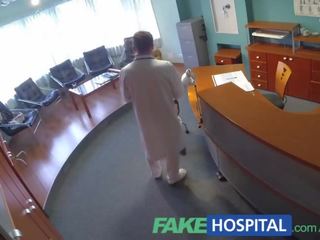 Fakehospital dama chupa polla a guardar en médico bills