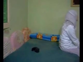 1st silit bayan with his arab gf on hidden cam