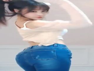 Sexy china streamer bailando (angela manjusaka)