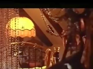 Keyhole 1975: ingyenes film forgatás porn� videó 75